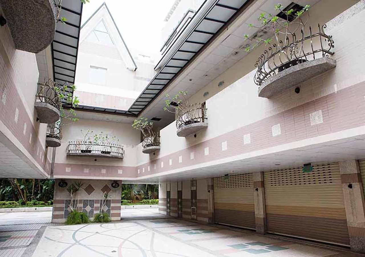 Royal Group Motel Chien Kuo Branch Kaohsiung Eksteriør billede